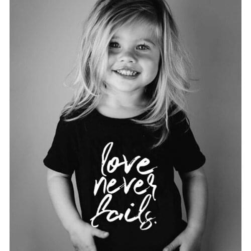 Love Never Fails Girls Tshirts Fashion Girls Boys Printing Kids Clothes Short Sleeves Children Tops Crew Neck Casual Tee Shirts