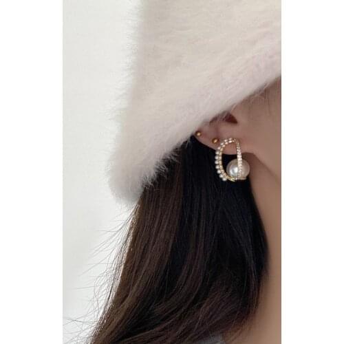 Exquisite Pearl Hoop Earrings Jewelry Accessories for Women