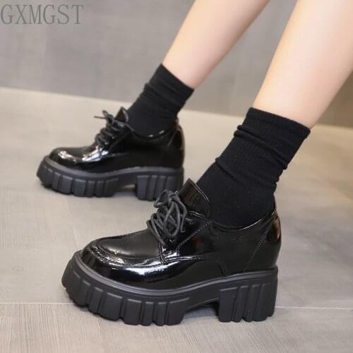 2021 New Patent Leather Waterproof Platform Womens Shoes Ladies Black Round Toe Strap Flat Oxford Shoes Black Zapatos De Mujer