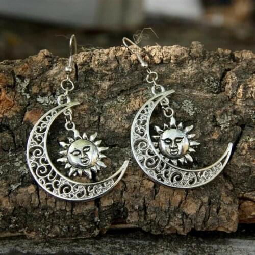Gothic Celestial Crescent Moon and Sun Dangle Earrings for Women Girl Simple Punk Style Jewelry Party Gift
