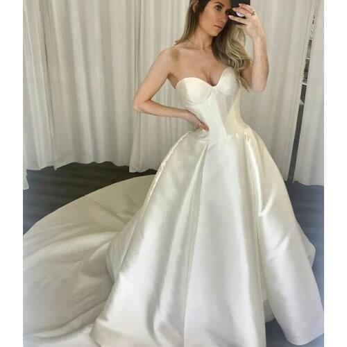 2019 New A-line Wedding Dresses Sweetheart Korea Satin White Ivory Chapel Train Bridal Dress Custom Made Simple Robe De Mariee