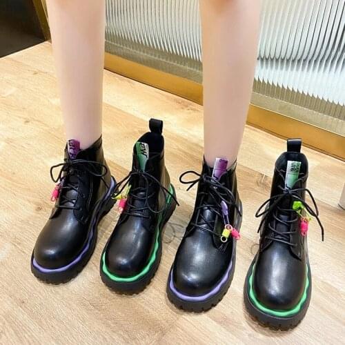 Locomotive boots womens autumn 2021 new net red thick-soled fashion British style retro thick-heeled fashion casual Martin boot