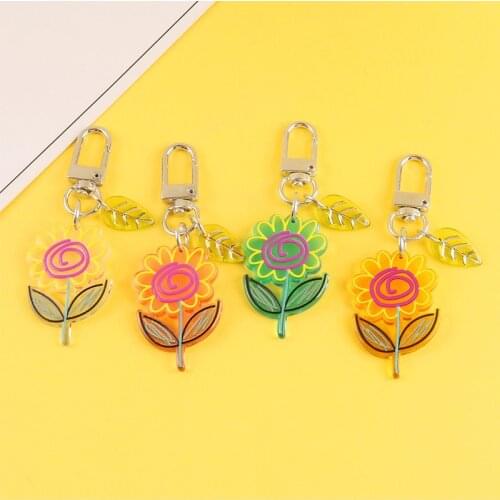 Creative Abstract Sun Flower Keychain Pendant Acrylic Leaf Keyring Accessories for Women Men Bag Key Chains Decoration Gifts