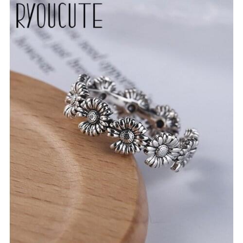 New Trendy Personality Punk Sunflower Rings For Women Lady Resizable Size Rings Party Jewelry Charm Gifts 2021