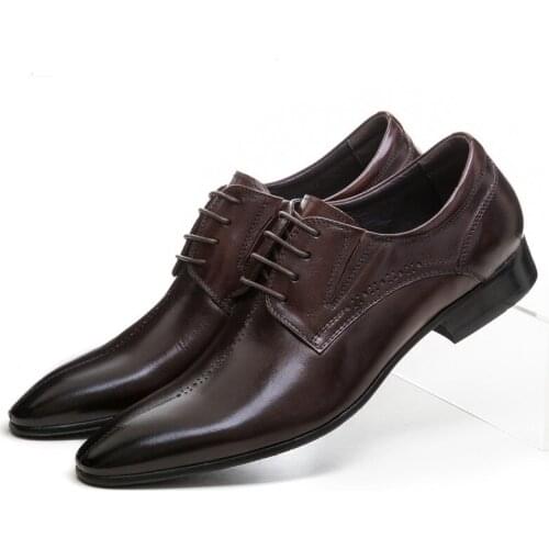 Fashion Brown / Black Pointed Toe Dress Shoes Mens Prom Shoes Genuine Leather Mens Business Shoes