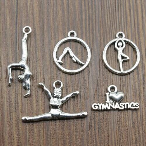 Irelia Vintage Pendants