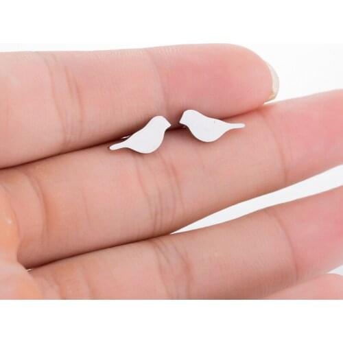 New Arrivals Fashion Ladies Creative Bird Earrings Cute Mini Stainless Steel Bird Earrings Animal Jewelry Christmas Gifts