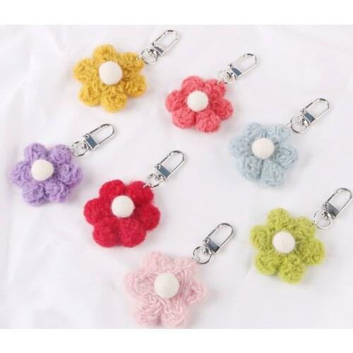 Sweet Lovely Woolen Flower Keychain Women Girl Bag Pendant Knitted Flower Keyring Earphone Box Decoration Key Holder