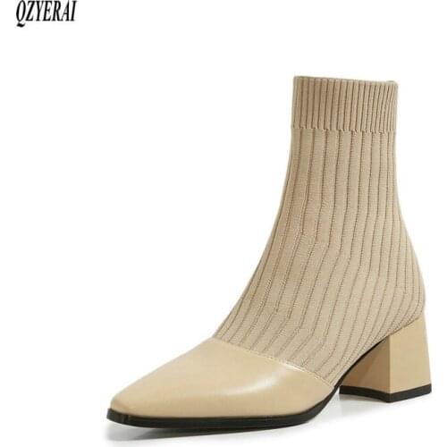 New winter 2020 Genuine leather Women boots European style Pointed his ankle Ankle boots are fashionable Size 34-43