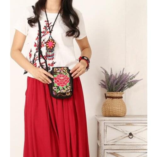 Ethnic Style Clamshell Embroidery Mobile Phone Bag Feature Embroidery Mini Small Bag Coin Purse