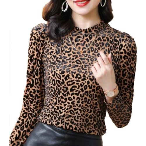 Leopard Flocking Print Women Blouses Long Sleeve O-neck Vintage Velour Blouse Women Shirts Plus Size Women Tops Camisas De Mujer
