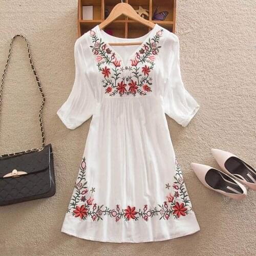 2021 Women Mexican Embroidered Floral Peasant Blouse Vintage Ethnic Tunic Boho Hippie Clothes Dressy Tops Blouses