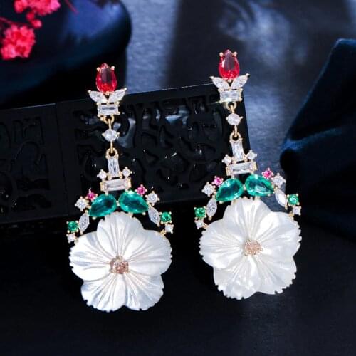 CWWZircons Elegant Natural Shell Flower Drop Women Party Long Earrings with Cubic Zirconia Chic Designer Wedding Jewelry CZ938