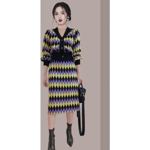 2021 New Autumn Singer Breasted Pullover and Sweater Skirt Ladies Suit Winter Contrast Casual Knitted Two Pieces Set for Ladies