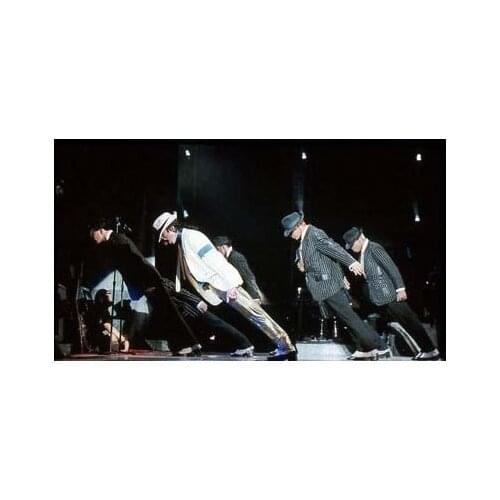 Body Tilted 45 Degrees to Parallel Tumbler Magic Tricks Satge Close Up Magia Mentalism Illusion Gimmick Props for Magicians