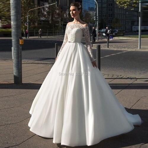 Sexy Boat Neckline Ball Gown Wedding Dresses Vestido de Noiva Off the Shoulder Long Sleeves Satin Wedding Bridal Gowns 2020 Bow