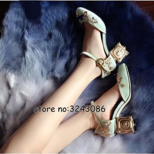 Unique Handmade Style Metal Heels Velvet Fashion Pumps Shoes Round Toe Party Dress Woman High Heels Embellished Flower Shoes