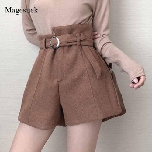 A-Line Wide Leg Boots Shorts Woolen Belt Autumn Winter Thicken Shorts Fashion High Waist Warm Women Elegant Short Trousers 11068