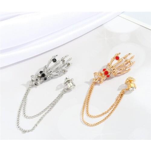 1PC Vintage Zircon Skull Hand Brooch For Women Men Punk Gothic Bronze Skeleton Long Tassel Badge Lapel Pin Jewelry Gift P123