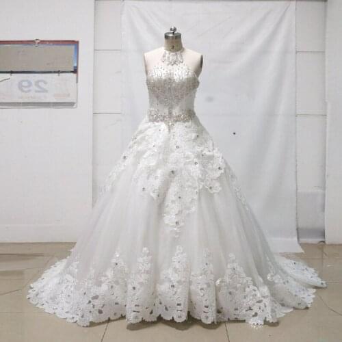 2017 New Bandage Crystal Lace Halter Lace Up Luxury Wedding Dress 2017 Bridal Dress gown vestido de noiva