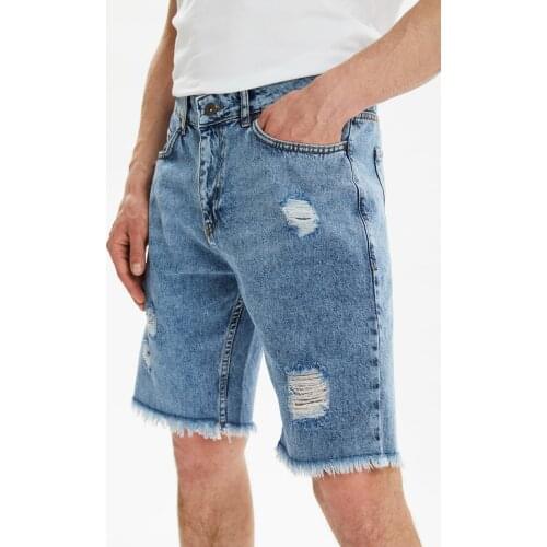 Trendyol Male Destroylu Regular Fit Shorts & Bermuda TMNSS21SR0488