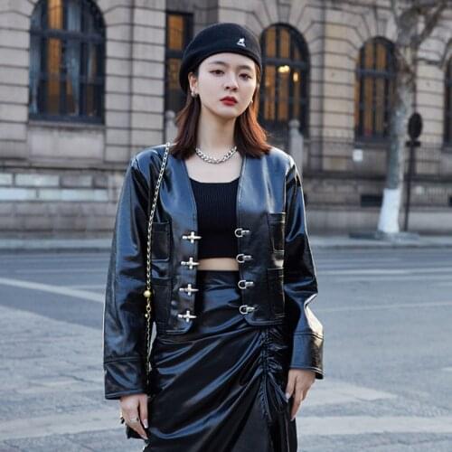 Streetwear Short Chic V-neck Single breasted Women Faux PU Leather Jacket Autumn Casual Fashion Motorcycle Biker Punk Outerwear