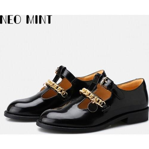 2021 New Women Pumps Spring Female Round Toe Casual Shoes Square Heels Mary Jane Leather Buckle Metal Decro Women Flats