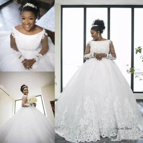 Lace Designer Princess Wedding Dresses Pearls Jewel Neck Illusion Long Sleeves African Wedding Bridal Gowns Vestido 2023