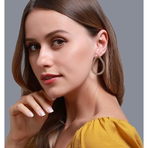 Bijoux femme Earrings for Women 2020 Hoop Earrings Hollow Geometric Ear Rings Friends Birthday Gifts boucle d’oreille