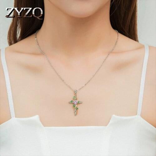ZYZQ Trendy Leaf Twist Necklace For Women Fashion Cross Shaped Pendant Design Hot Selling Euro Style Choker Necklace New Come