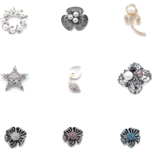 PD BROOCH Spring and Summer New High-end Pearl Retro Pop Brooch Clothing Accessories Butterfly Pins Brooches for Women