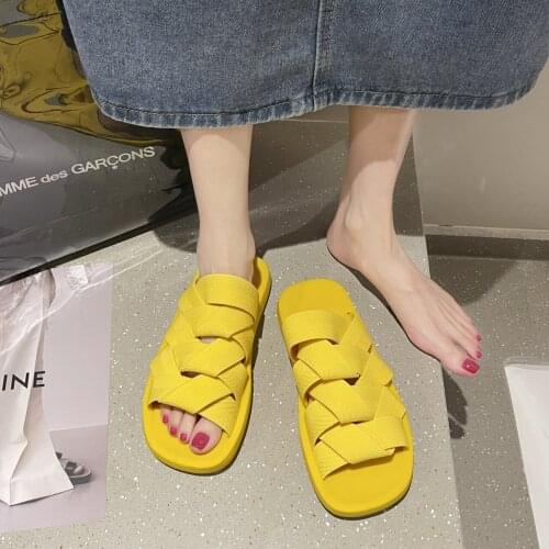 Flat-heeled Gladiator Sandals Platform Shoes Woman Sandals Cross Braided Sandals Holiday Beach Slippers Womans Shoes