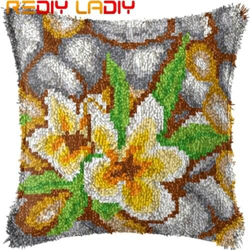 Latch Hook Cushion Petal Stones Pillow Case Pre-Printed Canvas Acrylic Yarn Latched Hook Pillow Kits Crochet Cushion Cover