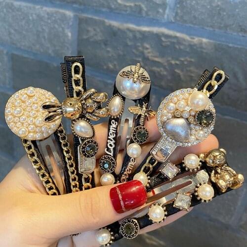 Retro Metal Chain Butterfly Bee Pattern Rhinestone Hairpin Headwear Hair Clip