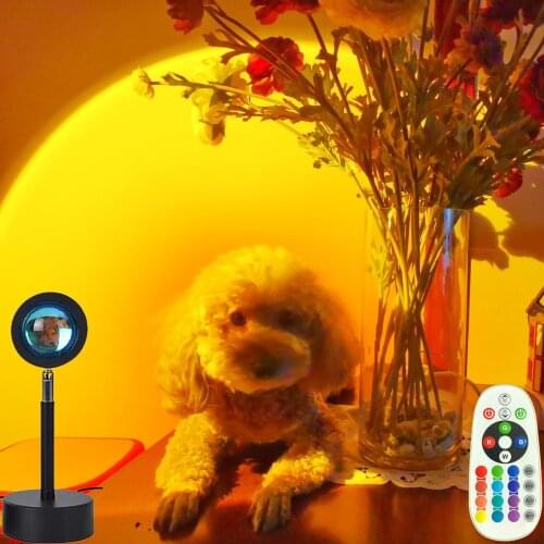 Rainbow Sunset Red Projector Night Light Sun Projection Desk Lamp,Bedroom Coffee Store Wall Decoration Lighting Color Adjustable