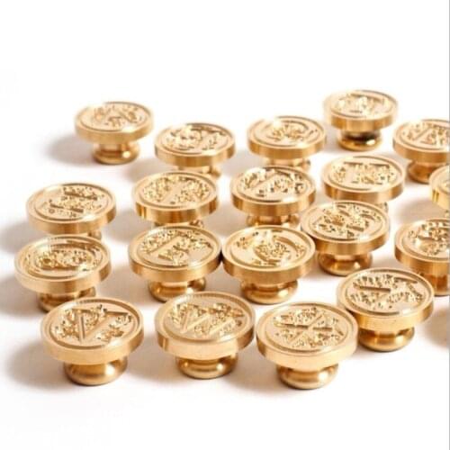 1 pcs Retro Flower Greeting Letter Sealing Wax Replace Copper Head Seal Stamp Art Decorative Sealing Wax Seal Stamp Wedding Gift
