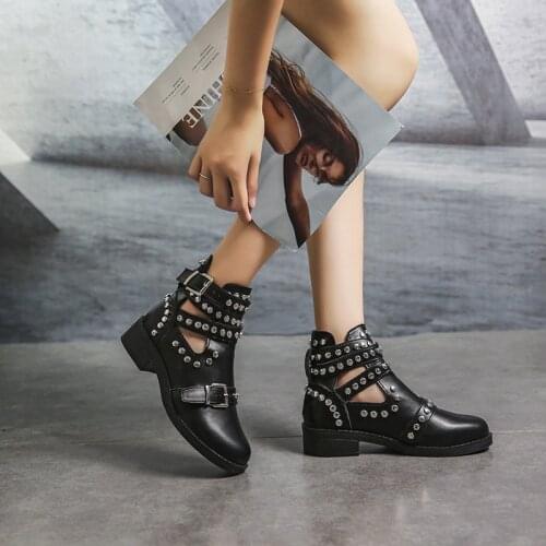 Uh8 New Women Rivet Boots Leather Boots Buckle Strap Woman Shoes Casual Buckle Boots Shoes Woman Black Ankle Boots Botas Mujer