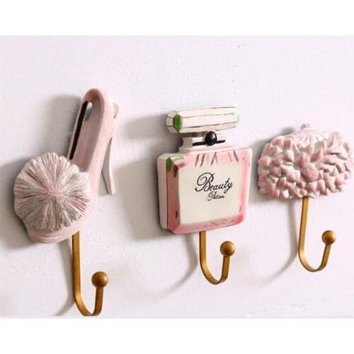 3PCs Creative resin hanger Clothes Hat Hanger Wall Mounted Hanger Clothes Wall Hook Lady Shoes Perfume Bottle Bag Patterned