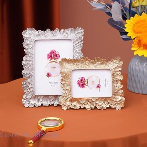 Resin Photo Frame Gold Leaf Pattern Palm Leaf Photo Storage Display Retro Wall Hanging Picture Frames European Home Decoration