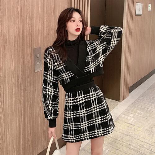Women 2021 Autumn Winter Fashion 2 Piece Suits Female V-neck Pullover Woolen Tops Ladies High Waist A-line Skirt Plaid Sets P149