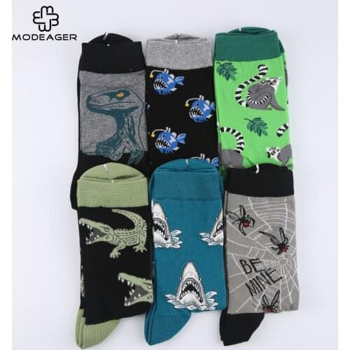 Modeager Brand Casual Dinosaur Crocodile Shark Spider Cool Funny Animal Men Socks Cotton long hip hop cool Skate Socks for Men