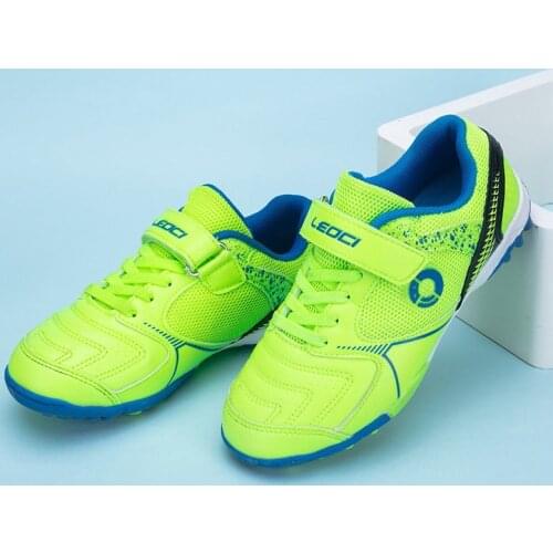 Green Mesh Kids Soccer Shoes Breathable Comfort Turf Football Sneakers Boy Size 28-35 Children Soccer Cleats Zapatos De Futbol