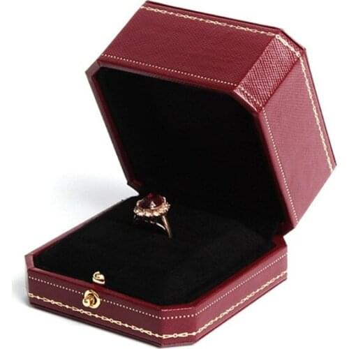 Luxury Ring Box Vintage Design Jewelry Display Organiser Valentine Wedding Gifts Perfect Engagement Prop Bracelets Tray Show
