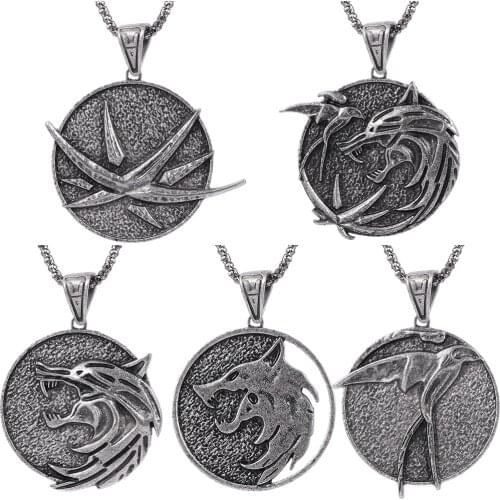Game Necklace Wild Hunt Wolf Head Medallion Necklace Men Pendant Metal Charm Necklace Witchcraf Geralt Cosplay Classic Jewelry
