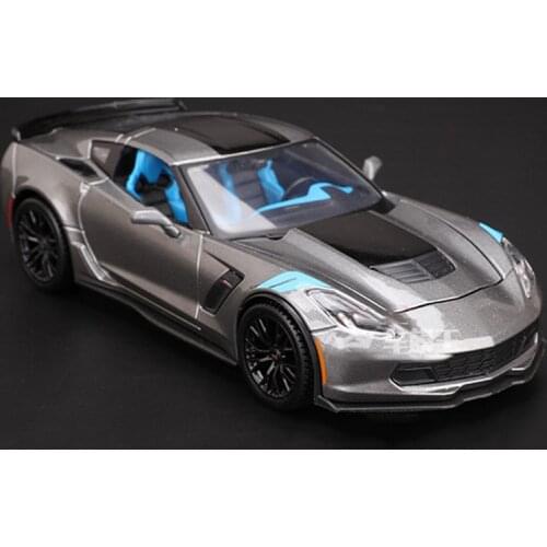 1:24 2017 Hornet Corvette Z06 Alloy Diecast Car Model Simulation Retro Collection Metal Vehicle Boys Toy Traffic Artwork Display