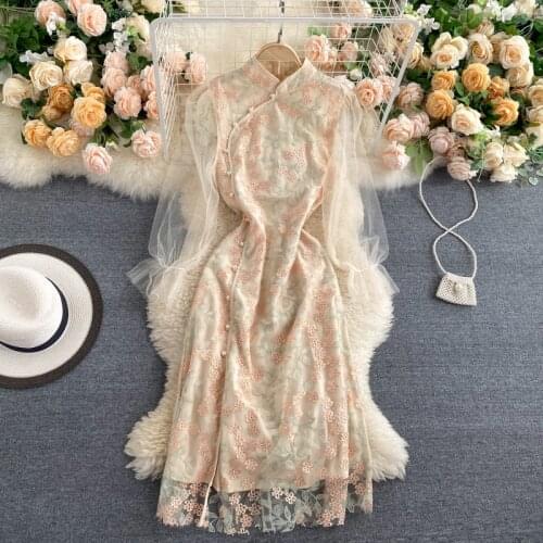 Chinese Style New Autumn Vintage Elegant Romantic Lace Splicing Qipao Dress Ladies Chic Floral Embroidery Slim Cheongsams Dress