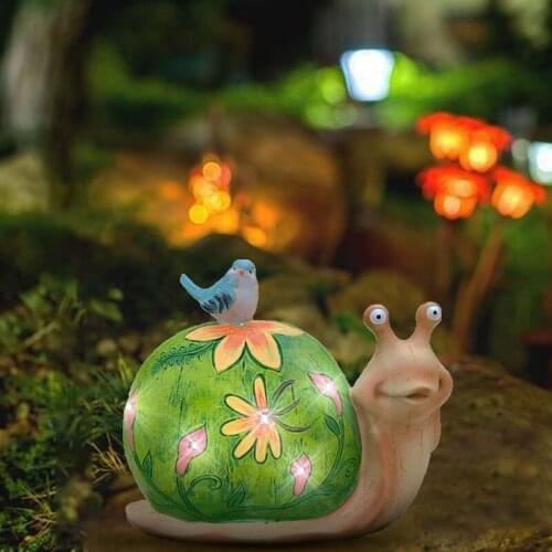 Garden Statue Snail Figurine Solar Powered Resin Animal Sculpture Ornament Indoor Outdoor Yard Lawn Creative Decoration Crafts