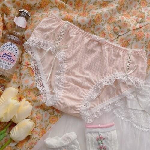 Womens Underwear Cute Cotton Lacing Up Japanese Sexy Thong Panties Briefs Ruffles Students Sweet Briefs Lingerie Femme Cosplay