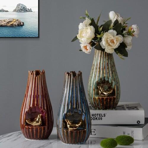 Classic Retro Kiln Turned 3D Three-Dimensional Animal Ceramic Vase Lovely Golden Bird Art Decoration Small Vases