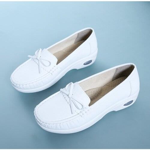 Fashion PU Leather Women Shoes Soft Bottom Slip on White Wedge Casual Women Shoes Comfortable Nurse Working Shoes